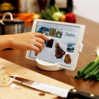 瑞典 BOSIGN Stockholm ◆ 拆卸式廚房用iPad螢幕保護膜 (2款尺寸)