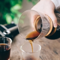 日本 HARIO ◆ 濾布橄欖木手沖咖啡壺 (1~2杯)