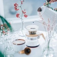 日本 HARIO ◆ V60橄欖木40好握咖啡壺