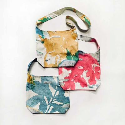 只有蕨 ◆ 蕨美印花斜背包〈3款〉 只有蕨 ◆ 蕨美印花斜背包〈3款〉