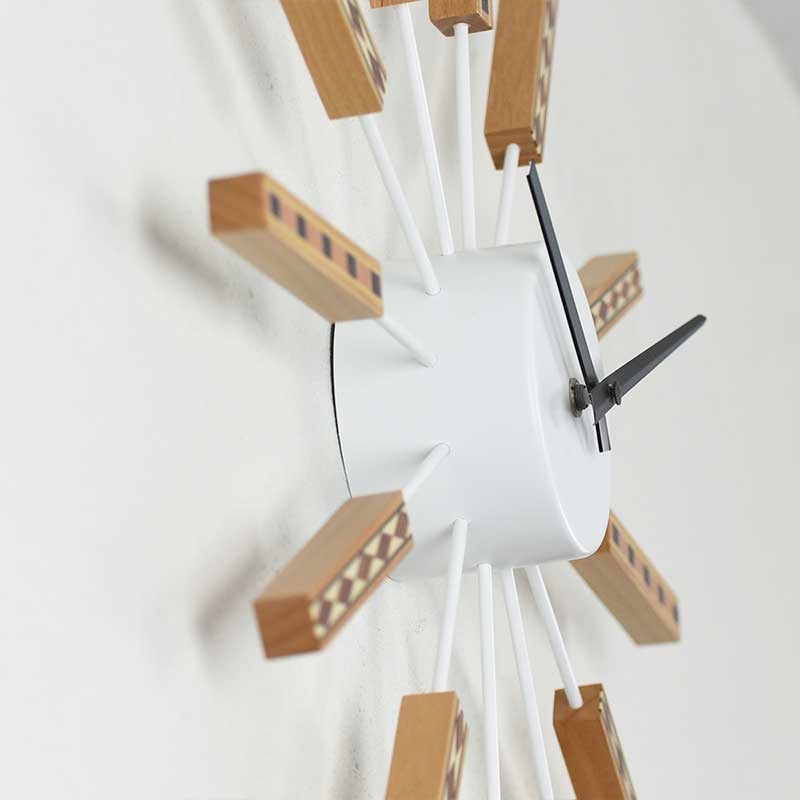 Zeller Life ◆ 民族圖騰靜音掛鐘-白