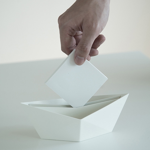 Moreover◆ 漂流小船-文具置物盒