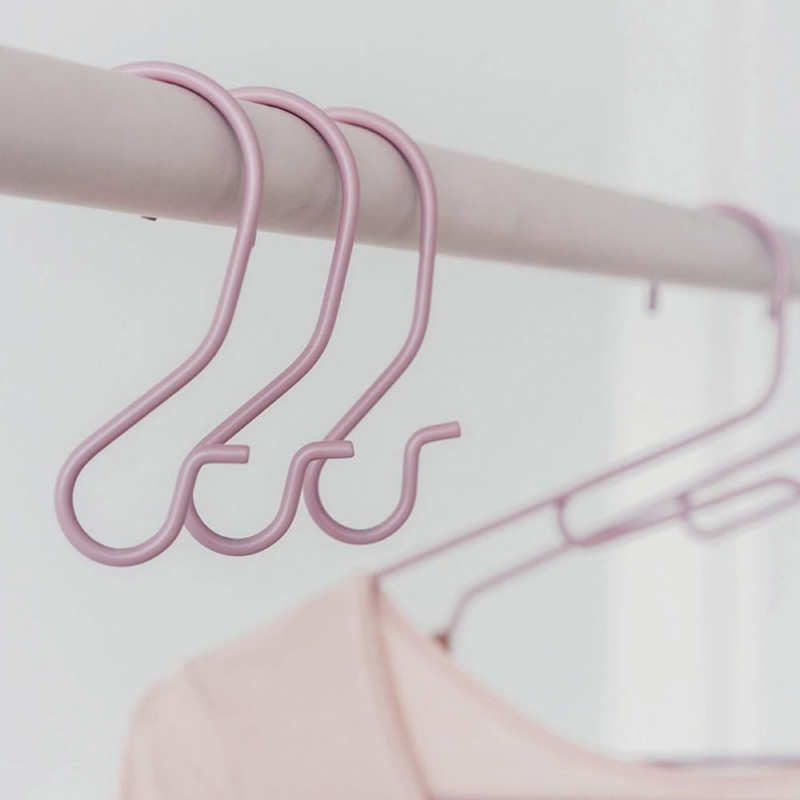 Roommate ◆ 粉彩鐵線衣架9入+粉彩鐵線雙用S掛鉤4入〈4色〉