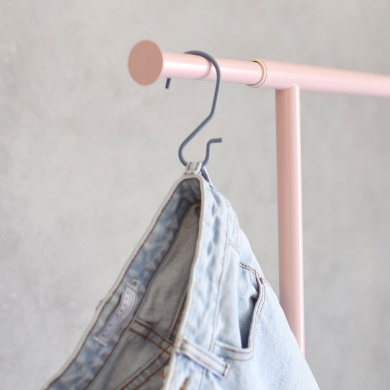 Roommate ◆ 粉彩鐵線衣架9入+粉彩鐵線雙用S掛鉤4入〈4色〉