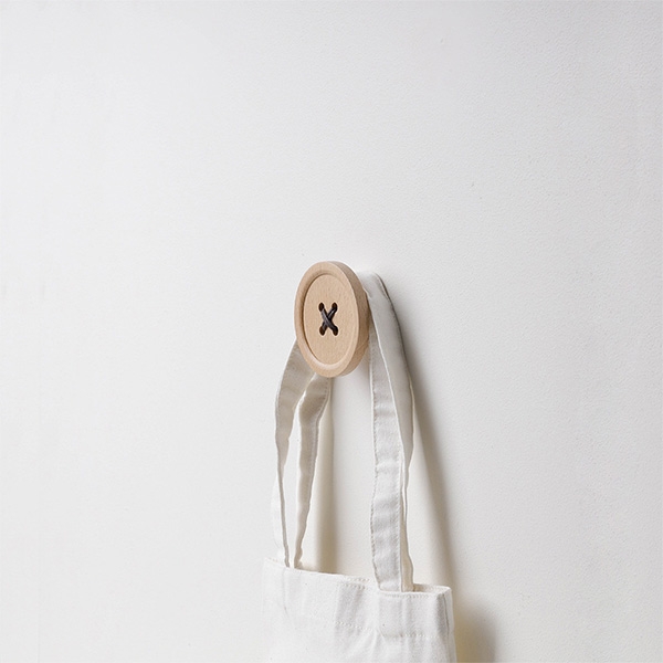 pana objects ◆泰國 pana objects｜鈕釦-掛架(櫸木)