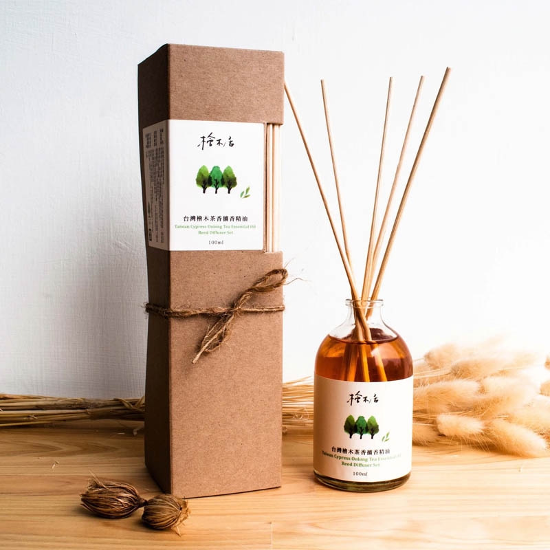 檜木居 ◆ 100% 台灣檜木複方精油擴香瓶100ml-  檜木/ 玫瑰/ 野薑花/ 茶香