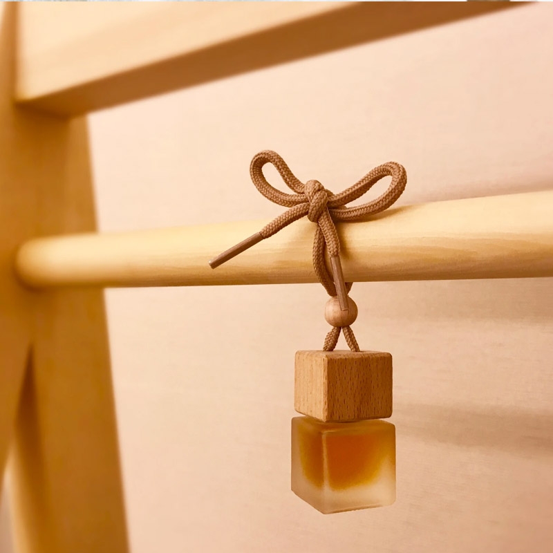 檜木居 ◆ 台灣檜木精油擴香吊飾 8ml