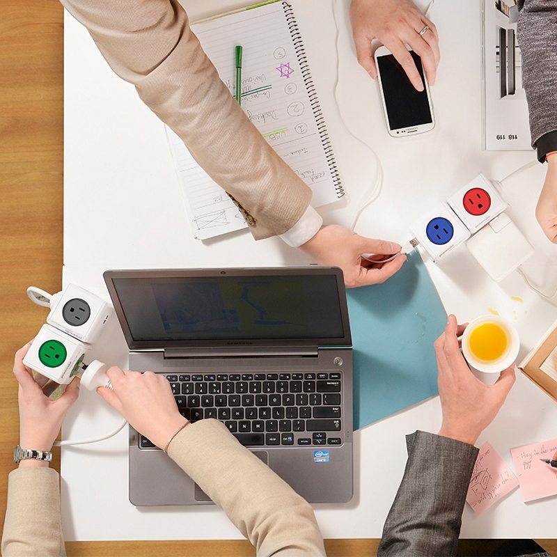 荷蘭 allocacoc ◆ PowerCube 防雷抗突波款 雙USB延長線/灰色/線長1.5公尺