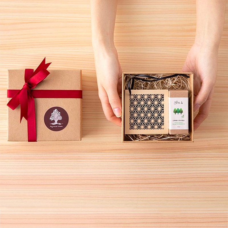 檜木居 ◆ 麻之葉和風擴香木禮盒｜檜木 / 玫瑰 / 茶香 / 野薑花（10ml精油四選一）
