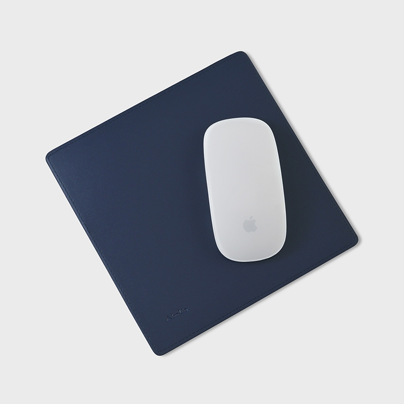 台灣 Aholic ◆ 皮革滑鼠墊 (2色)