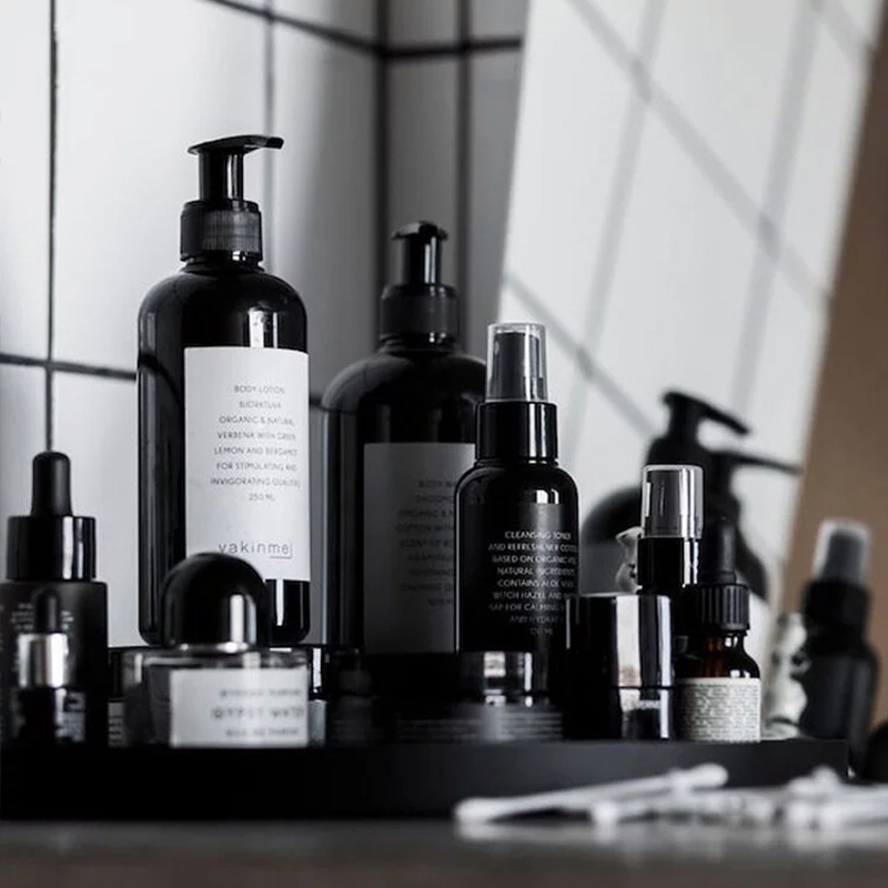 Vakinme ◆ 水嫩沐浴露 500 ml (3款) Vakinme ◆ 水嫩沐浴露 500 ml (3款)