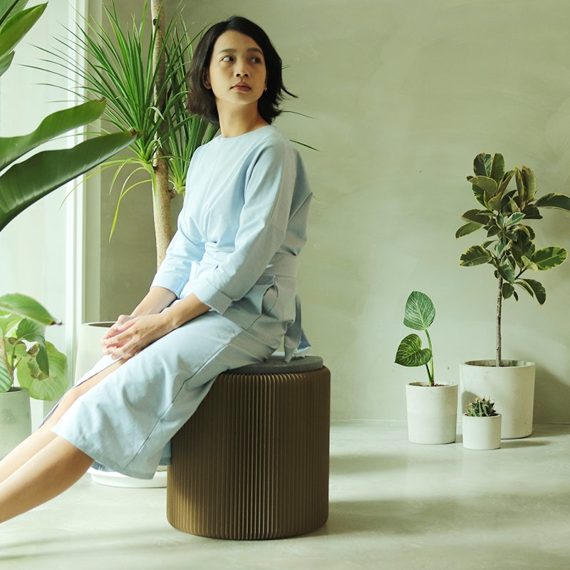 台灣 洛陽紙櫃 ◆ Earth Tiny Stool 蜂巢小凳 再生灰