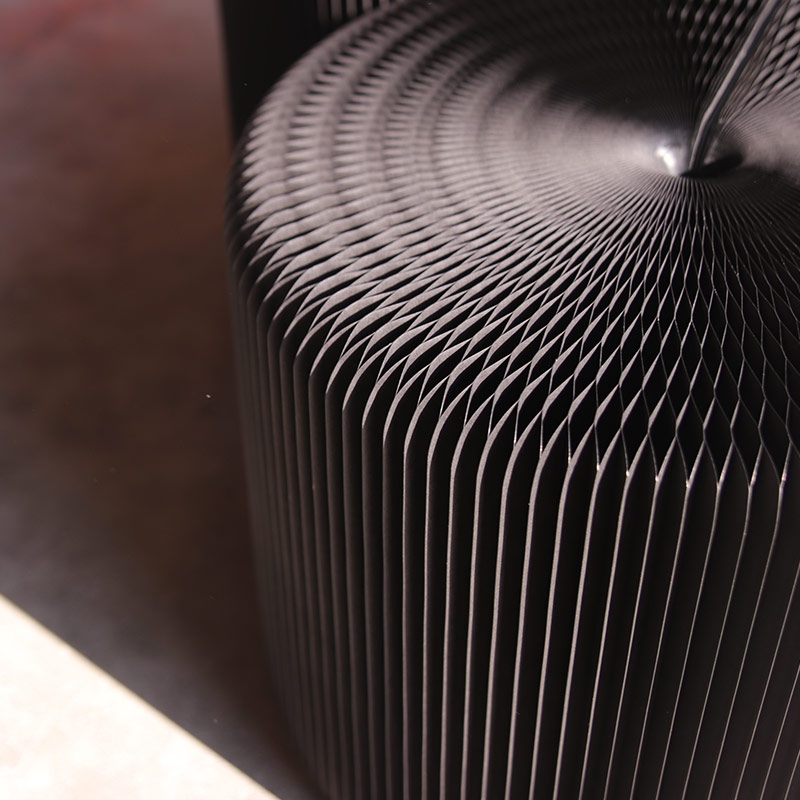 台灣 洛陽紙櫃 ◆ Lava Tiny Stool 蜂巢小凳 熔岩黑