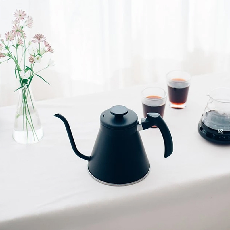 日本 HARIO ◆ 菲特霧黑細口壺